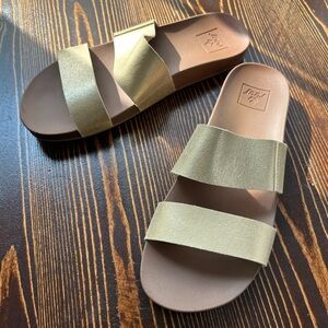 Gold Shimmer Reef Slides
